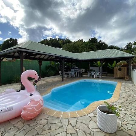 Charmant Appartement Avec Piscine Ле-Робер Экстерьер фото